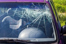 Causes for Car Windscreen Cracks and Chips